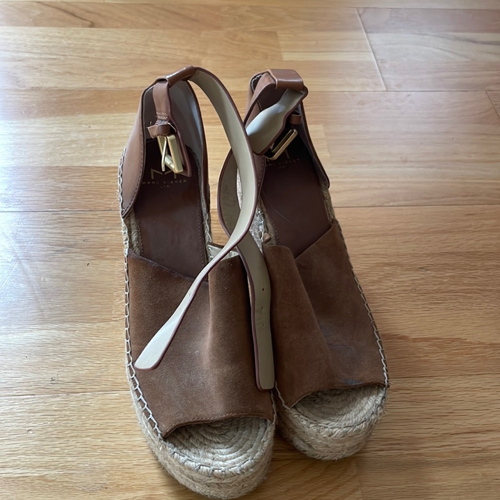 Marc fisher adalyn espadrille wedges in tan